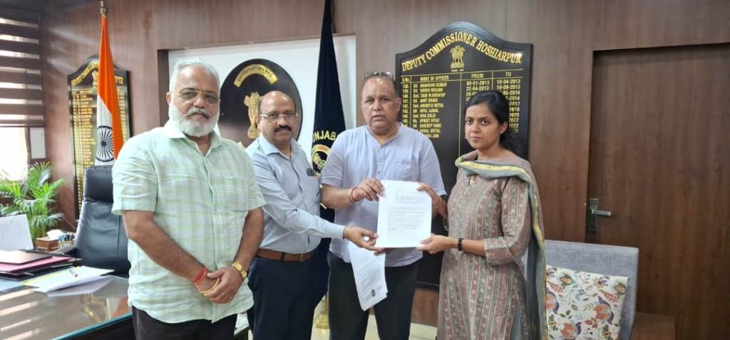 AAP candidate Rajeshwar Dayal faces serious allegations of rigging votes Demands cancellation of his eligibility to contest elections and legal action